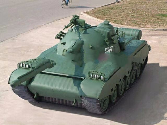 贵阳军用充气坦克车